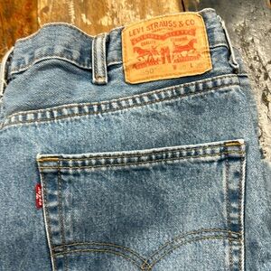 Men’s Levi jeans